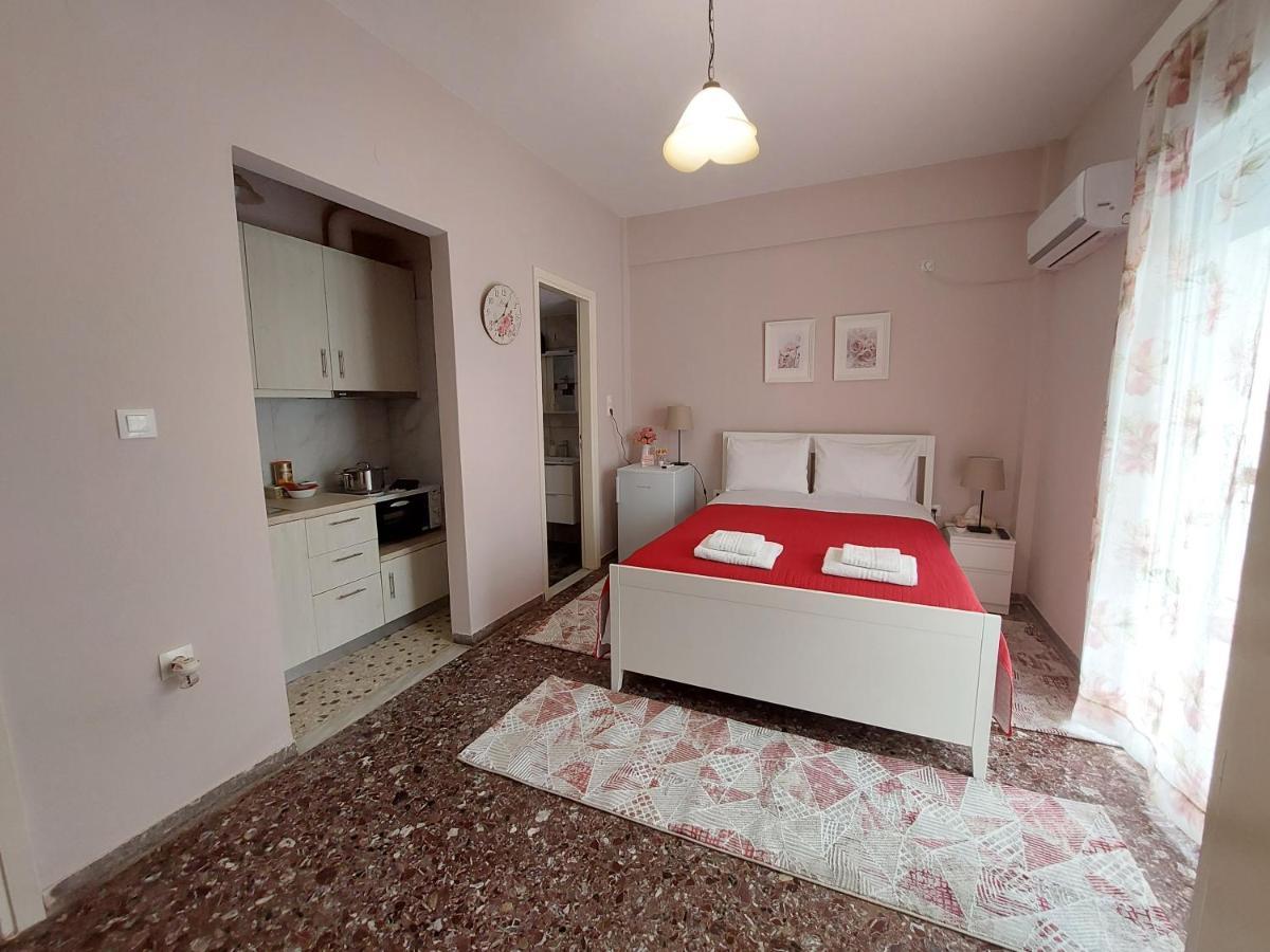 Crystal Home Near Airport Луца Экстерьер фото